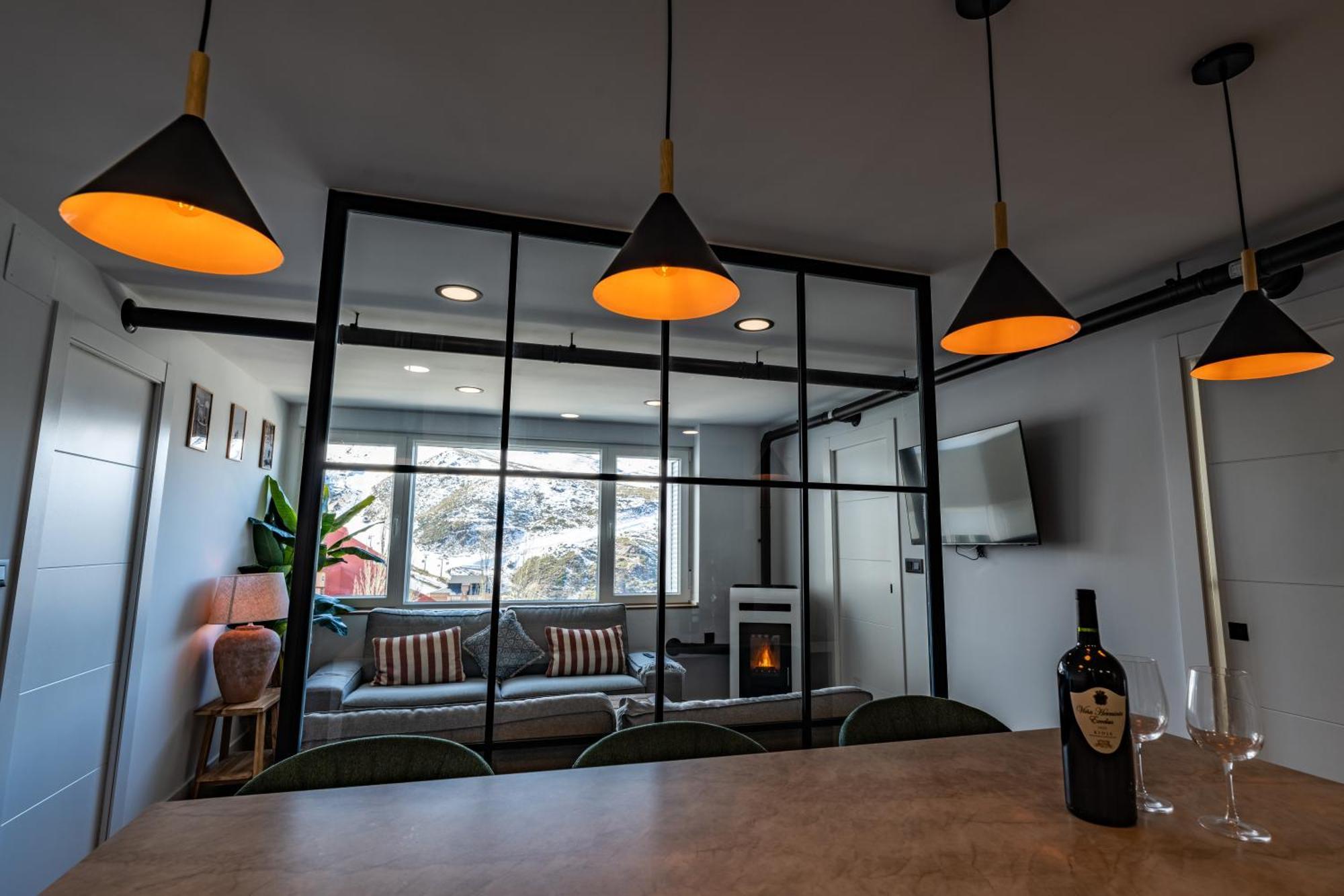 Luxury Refurnished Apartment With Private Parking Close To Ski Slopes Sierra Nevada Zewnętrze zdjęcie