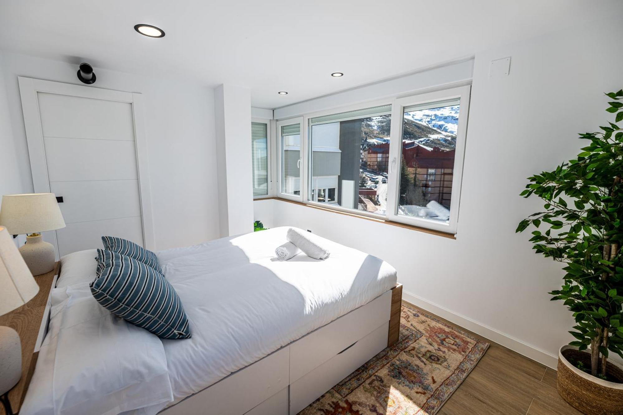 Luxury Refurnished Apartment With Private Parking Close To Ski Slopes Sierra Nevada Zewnętrze zdjęcie