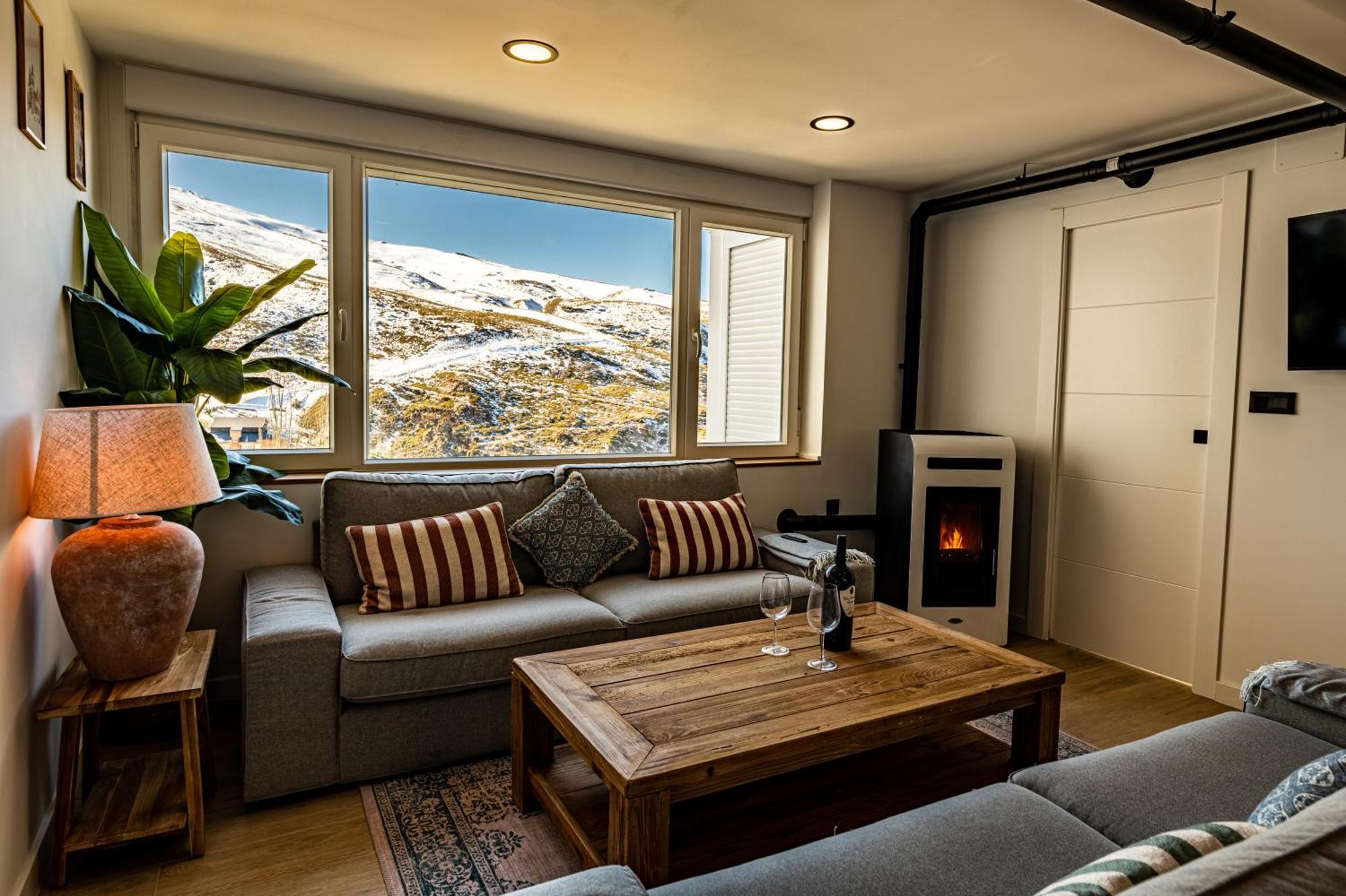 Luxury Refurnished Apartment With Private Parking Close To Ski Slopes Sierra Nevada Zewnętrze zdjęcie